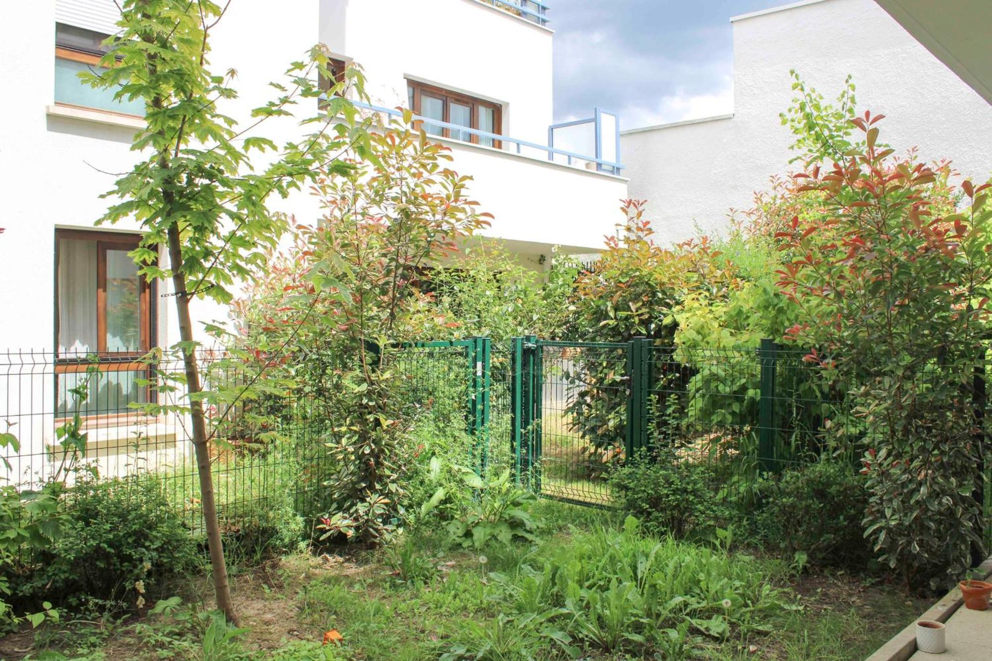 Charming T2 Near The Basilica Of Saint-Denis Apartman Kültér fotó